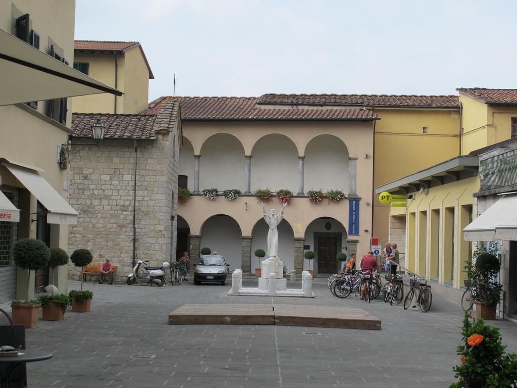 La Stagione Dell'Arte Apartment Camaiore Bagian luar foto
